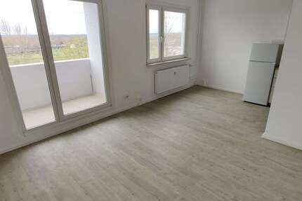 Wohnung zum Mieten in Halle 550 € 68.5 m²
