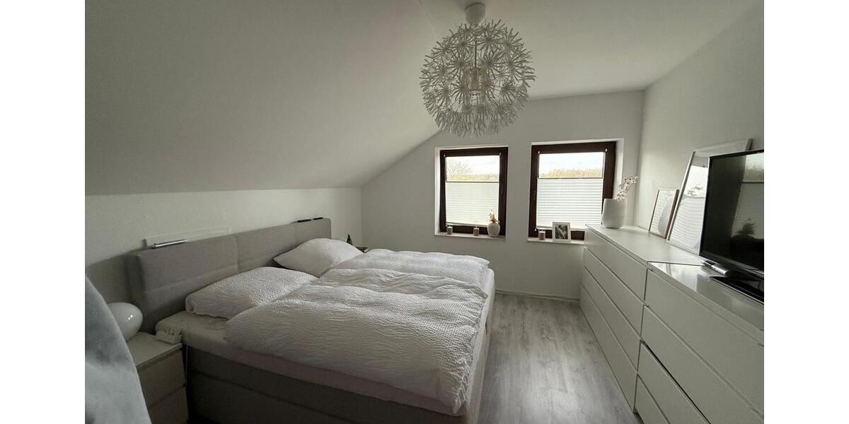 Dachgeschoßwohnung Goch - 3 Zimmer, 88 m&sup2;, 800&euro; | Angebot:26577542
