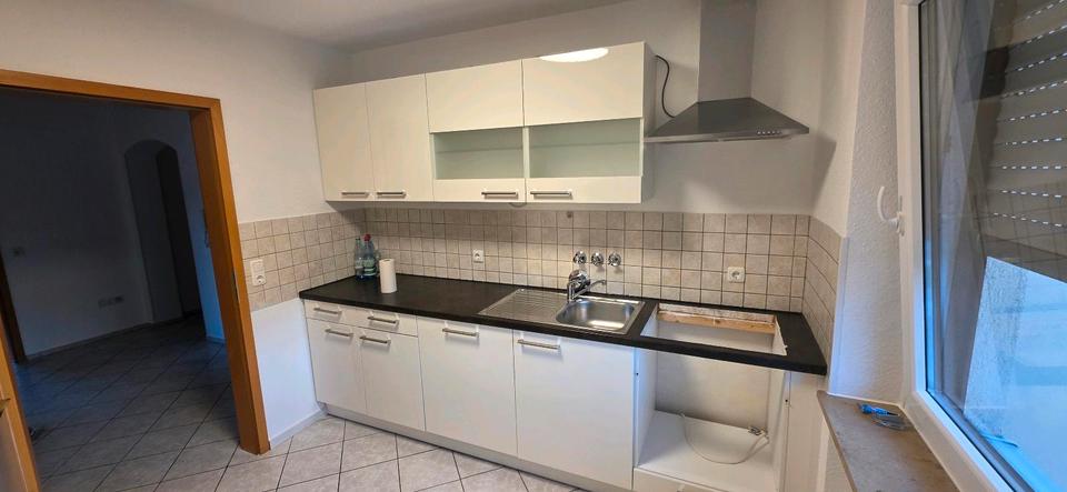 Etagenwohnung Niederwerrn - 3 Zimmer, 85 m&sup2;, 800&euro; | Angebot:26334778