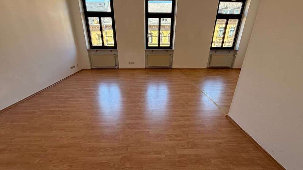Wohnung zum Mieten in Chemnitz 160 € 31.63 m²