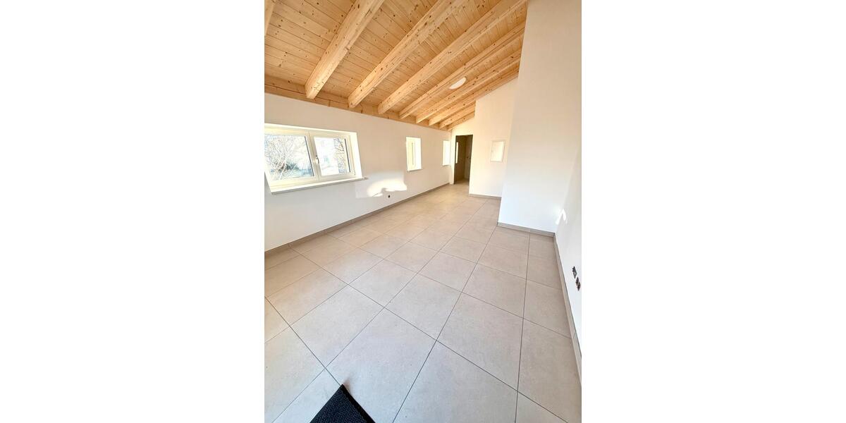 Etagenwohnung Wassertrüdingen - 3 Zimmer, 36 m&sup2;, 389&euro; | Angebot:25609662