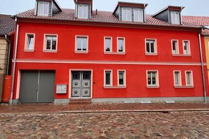 Wohntraum in RöbelMüritz: 113 m², 4-Zimmer-DG-Wohnung 4 zimmer