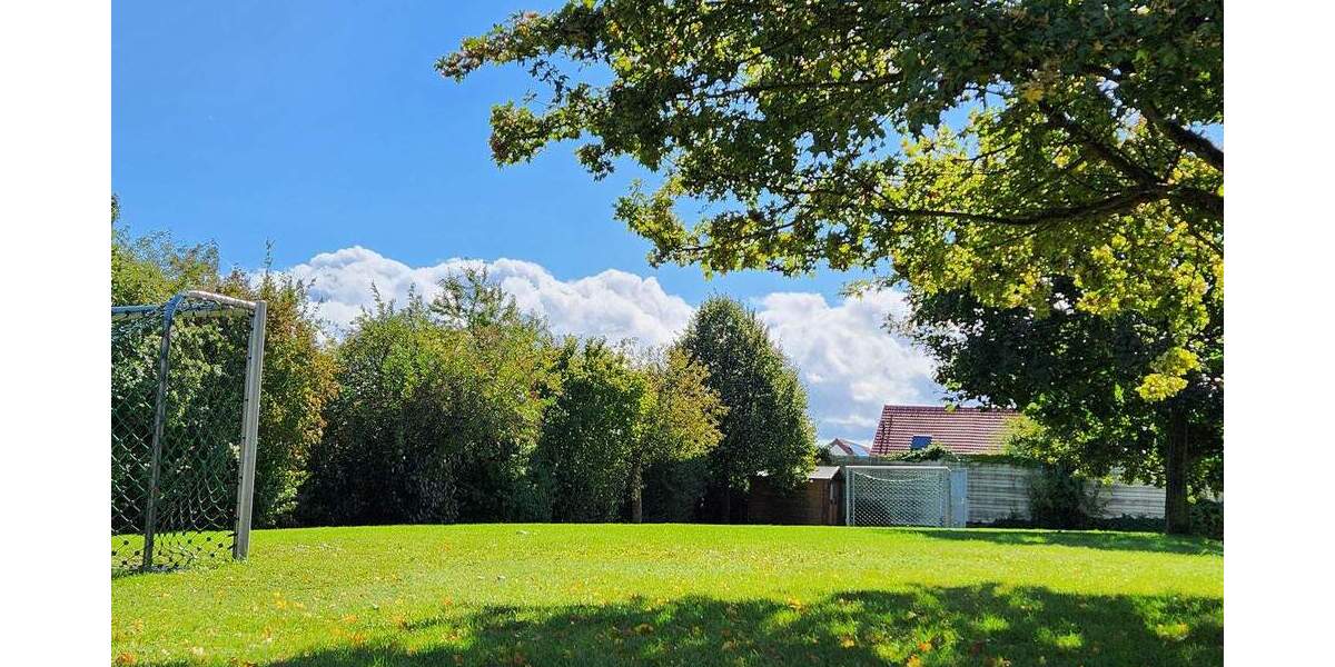 Mehrfamilienhaus, Wohnhaus Bad Vilbel Dortelweil - 5 Zimmer, 136 m&sup2;, 2.800&euro; | Angebot:25744536