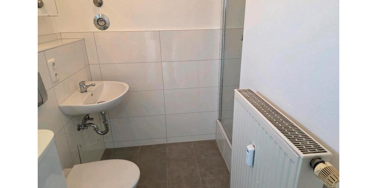 Dachgeschoßwohnung Regensburg Konradsiedlung - 1 Zimmer, 21 m&sup2;, 500&euro; | Angebot:26113341
