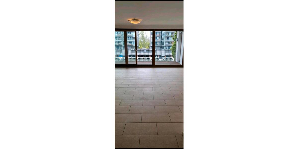 Etagenwohnung Frankfurt am Main Gutleutviertel - 4 Zimmer, 138 m&sup2;, 3.000&euro; | Angebot:26676025