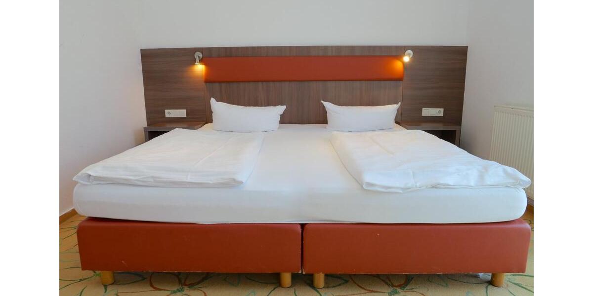 Etagenwohnung Karlsruhe Innenstadt-Ost - 1 Zimmer, 50 m&sup2;, 1.250&euro; | Angebot:25208389