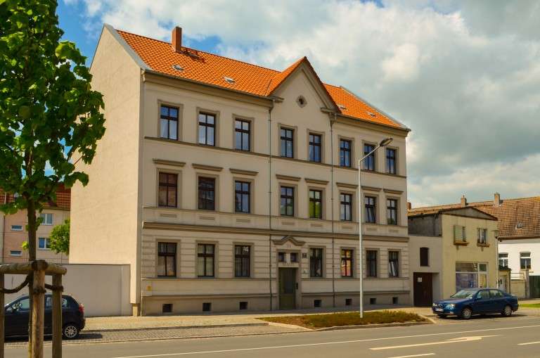 Etagenwohnung Oschersleben Oschersleben - 3 Zimmer, 67 m&sup2;, 438&euro; | Angebot:26986083