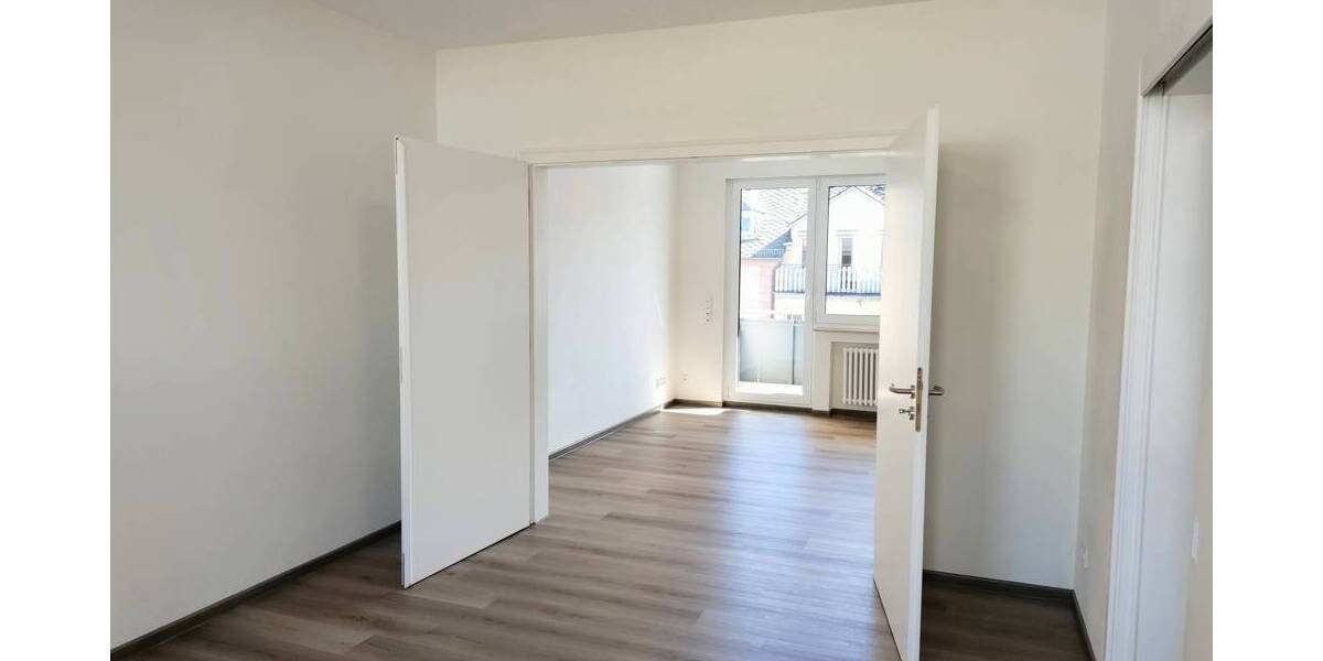 Etagenwohnung Waxweiler - 4 Zimmer, 99 m&sup2;, 1.100&euro; | Angebot:26568923