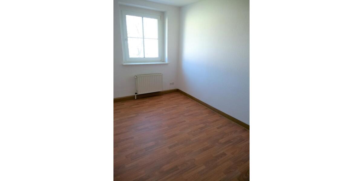 Etagenwohnung Braunsbedra - 3 Zimmer, 60 m&sup2;, 358&euro; | Angebot:25962101