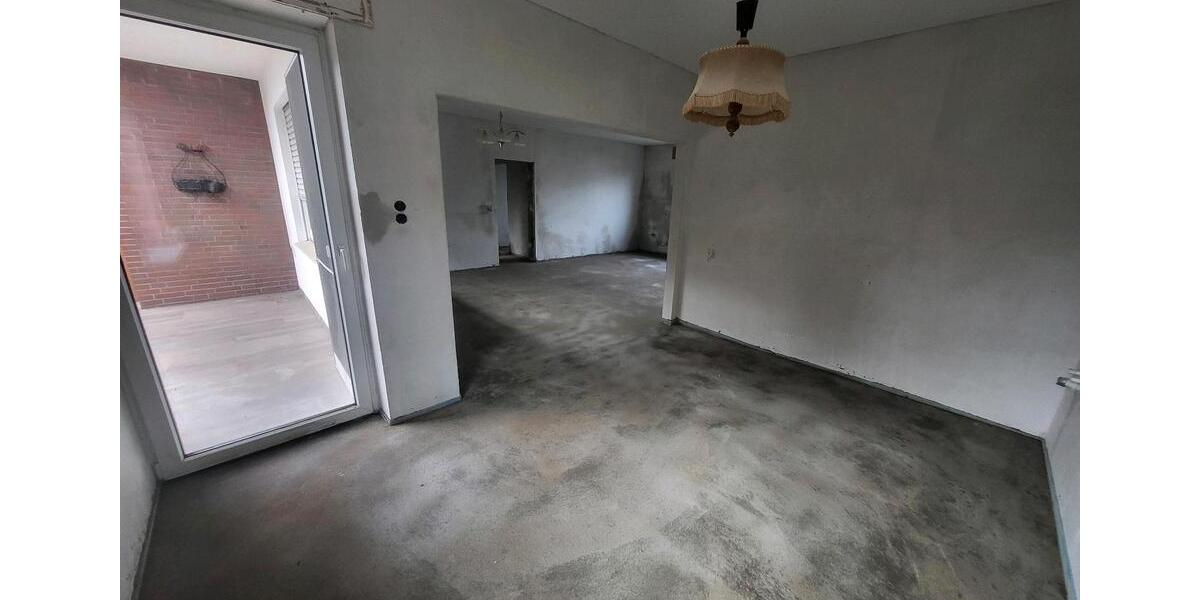 4 Zimmerwohnung mit Garten und Garage - RENOVIERT mit WÄRMEPUMPE 4 zimmer