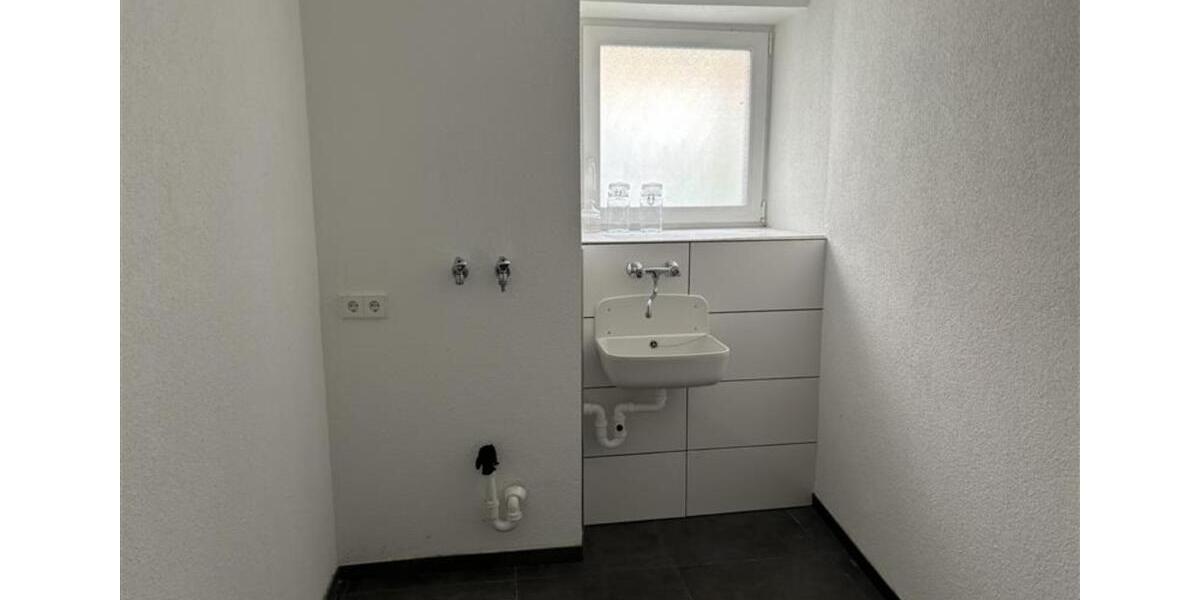 Einfamilienhaus Horb am Neckar - 7 Zimmer, 200 m&sup2;, 1.800&euro; | Angebot:25856131