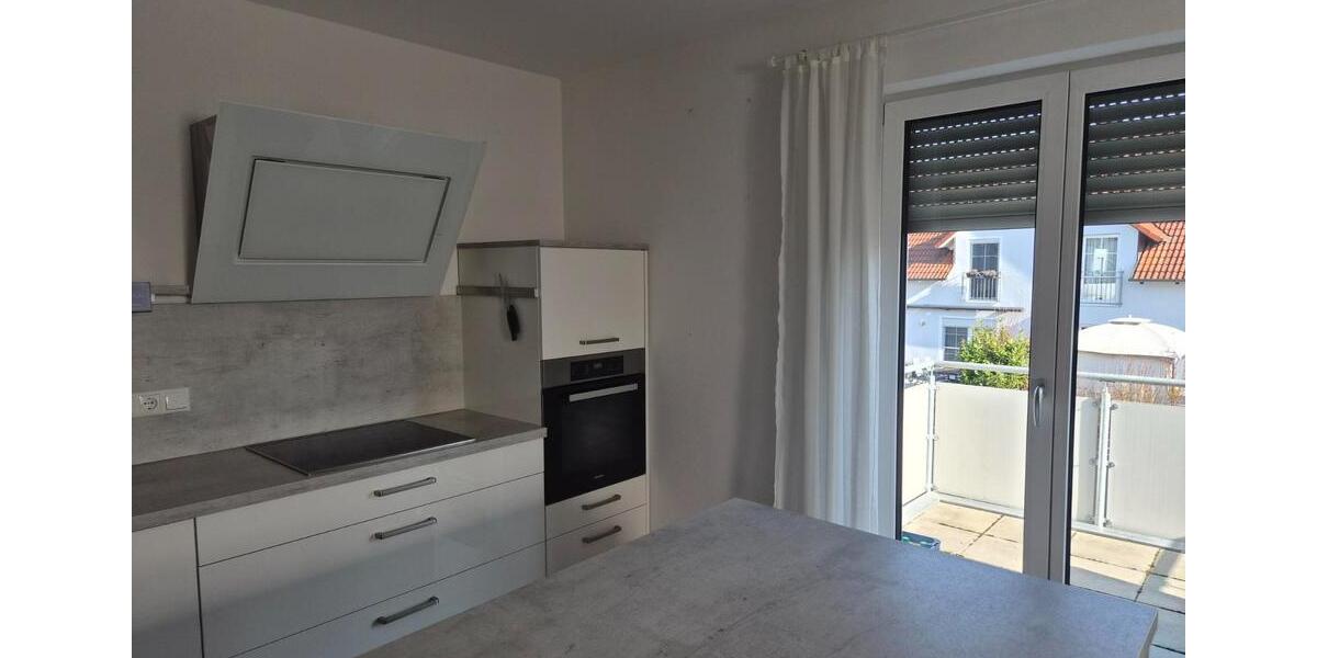 Maisonettenwohnung Schwandorf - 3 Zimmer, 110 m&sup2;, 1.060&euro; | Angebot:25366180