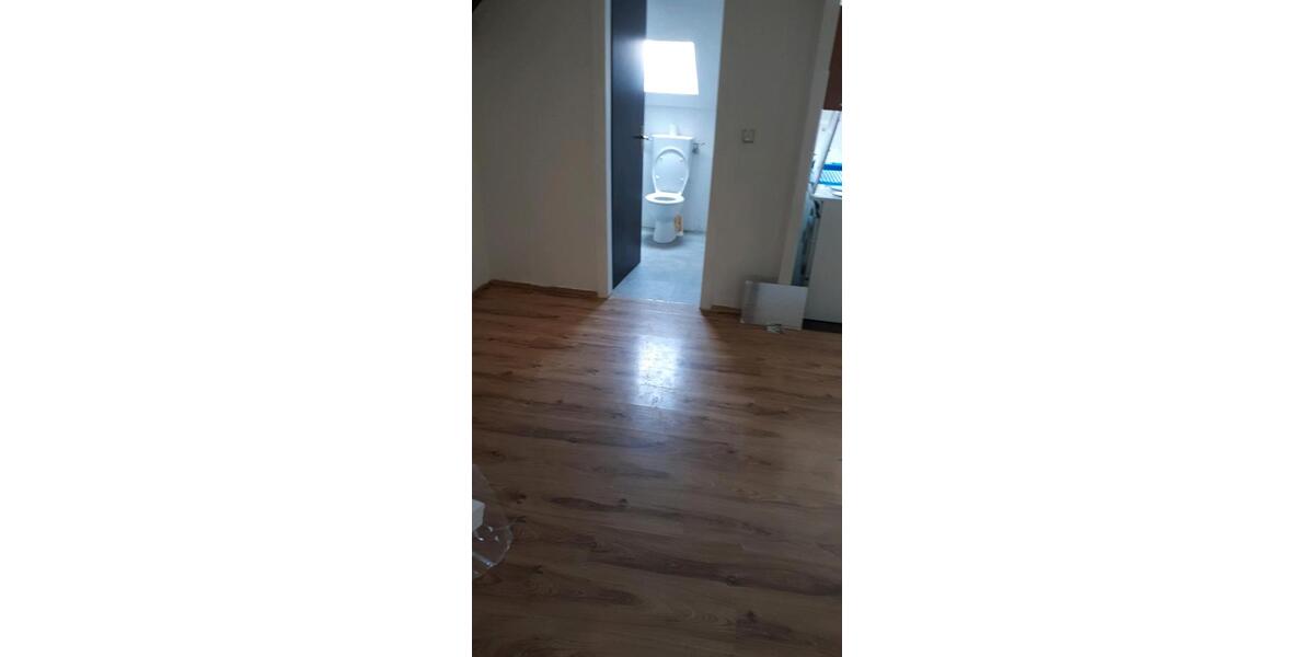 Dachgeschoßwohnung Guxhagen - 4 Zimmer, 75 m&sup2;, 700&euro; | Angebot:26348428