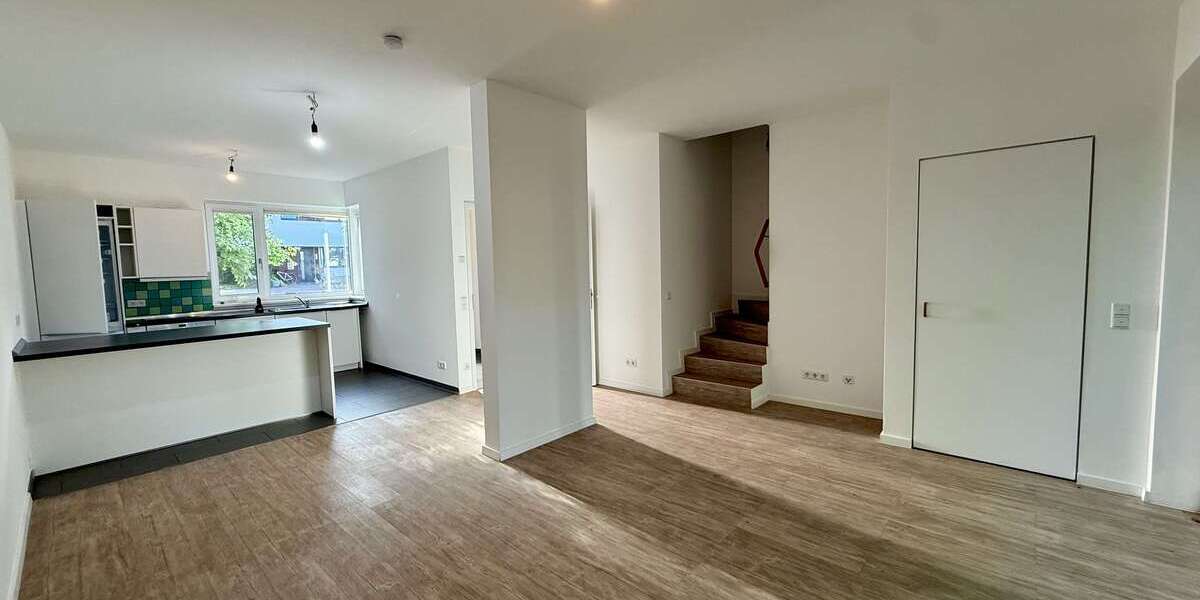 Einfamilienhaus Hamburg Wandsbek - 5 Zimmer, 122 m&sup2;, 2.196&euro; | Angebot:27028497
