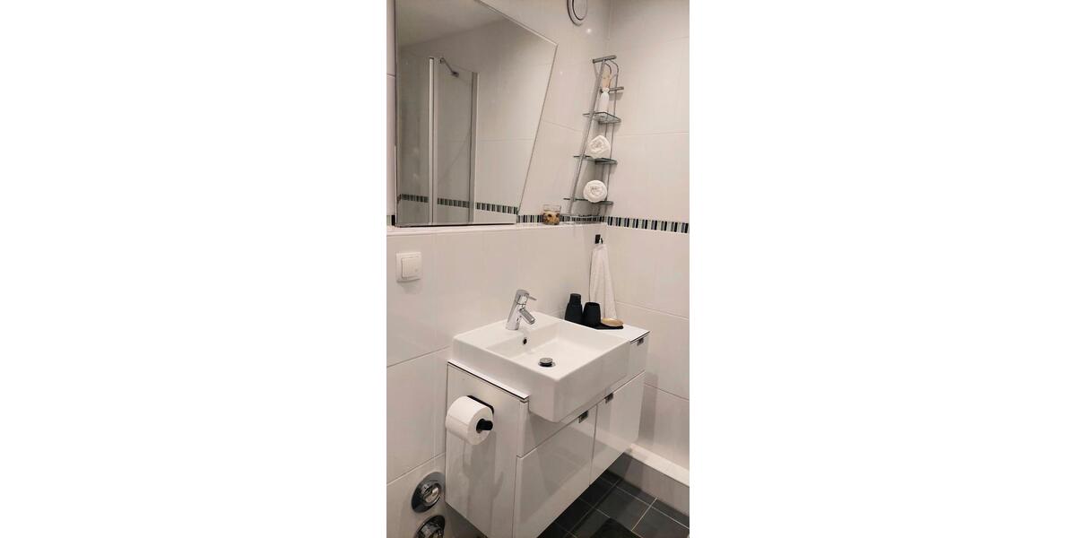 Etagenwohnung Reichertshausen - 1 Zimmer, 38 m&sup2;, 1.600&euro; | Angebot:26347021