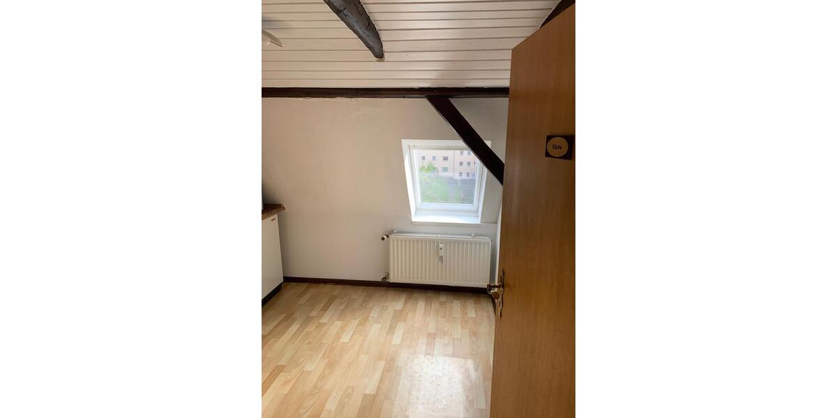 Dachgeschoßwohnung Flensburg - 2 Zimmer, 45 m&sup2;, 360&euro; | Angebot:25569808