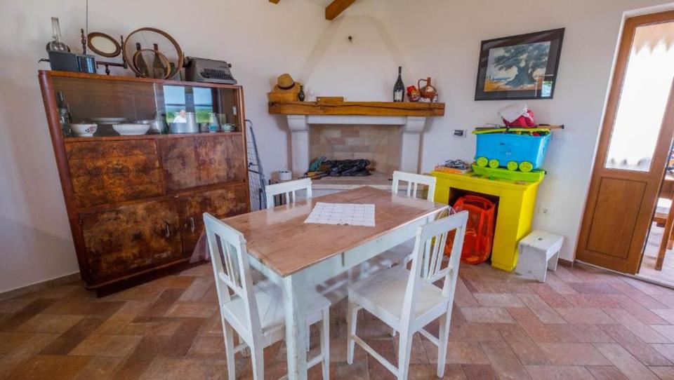 Villa München Altstadt-Lehel - 3 Zimmer, 110 m&sup2;, 1.190&euro; | Angebot:25922541