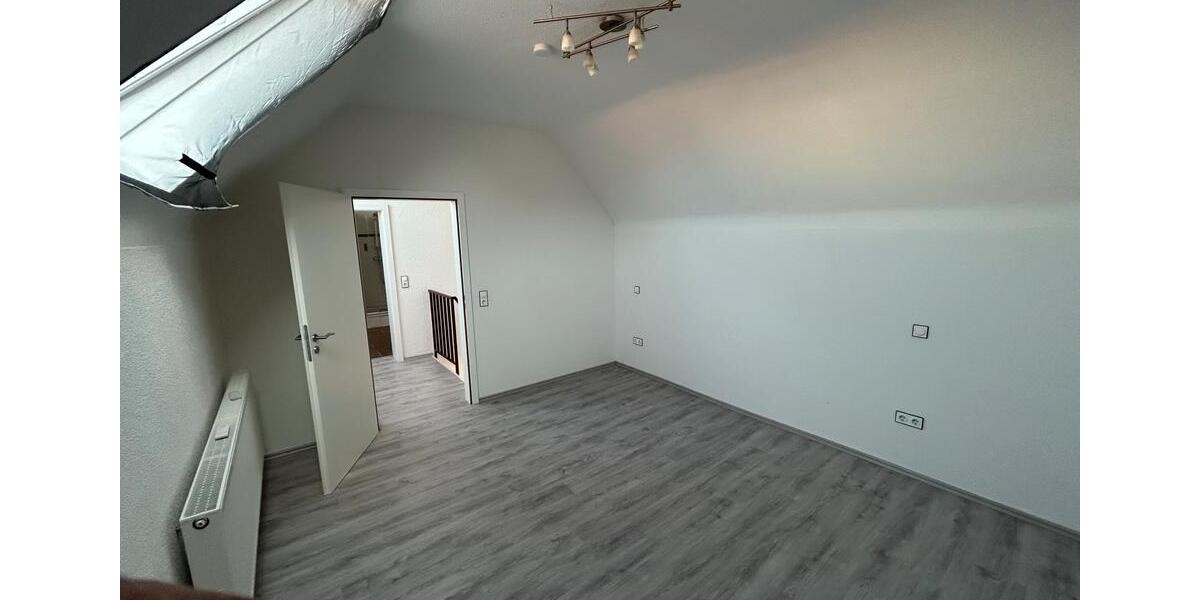 Maisonettenwohnung Waghäusel - 2 Zimmer, 60 m&sup2;, 750&euro; | Angebot:25982357