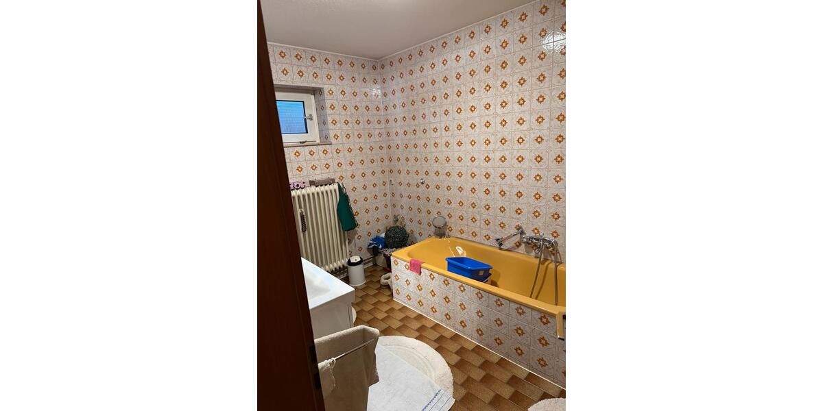 Etagenwohnung Albstadt - 4 Zimmer, 100 m&sup2;, 800&euro; | Angebot:25384294