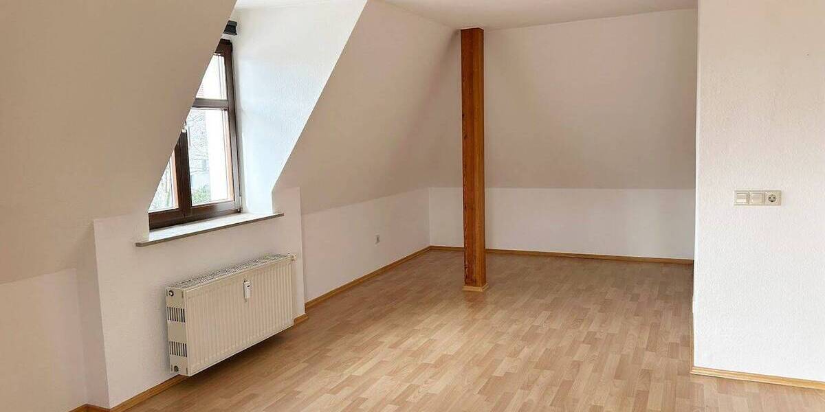 Etagenwohnung Dresden Klotzsche - 3 Zimmer, 69 m&sup2;, 665&euro; | Angebot:26154796