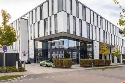 Büro in Ingolstadt 3.140,10 € 232.6 m²