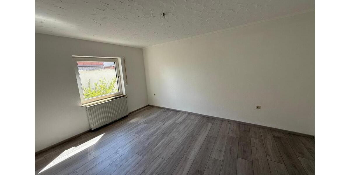Etagenwohnung Kolitzheim - 3 Zimmer, 80 m&sup2;, 474&euro; | Angebot:25852503