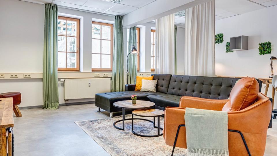 Etagenwohnung Mühlhausen (Thüringen) - 4 Zimmer, 100 m&sup2;, 1.200&euro; | Angebot:26251475