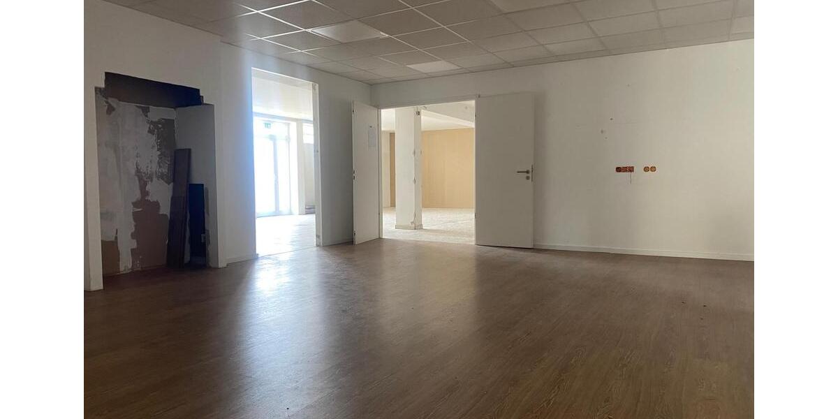 Gewerbeobjekt Augustdorf - 1.500&euro; | Angebot:22417834
