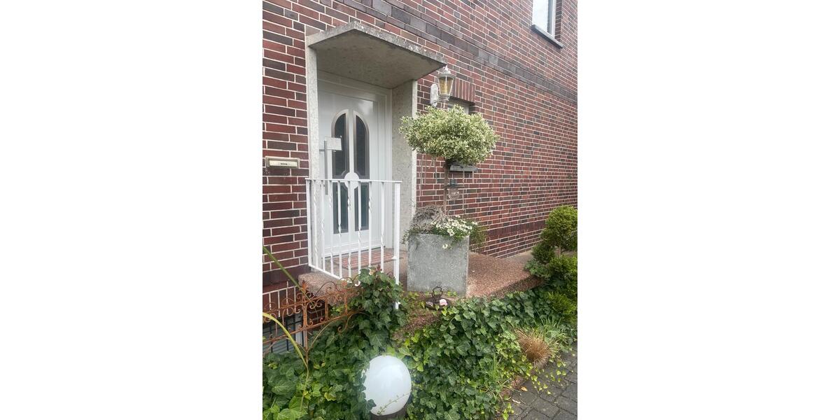 Etagenwohnung Uetze - 5 Zimmer, 240 m&sup2;, 2.098&euro; | Angebot:25161201