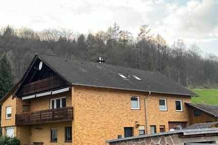 Haus Bodenfelde - 5 Zimmer, 255 m&sup2;, 1.349&euro; | Angebot:25324061