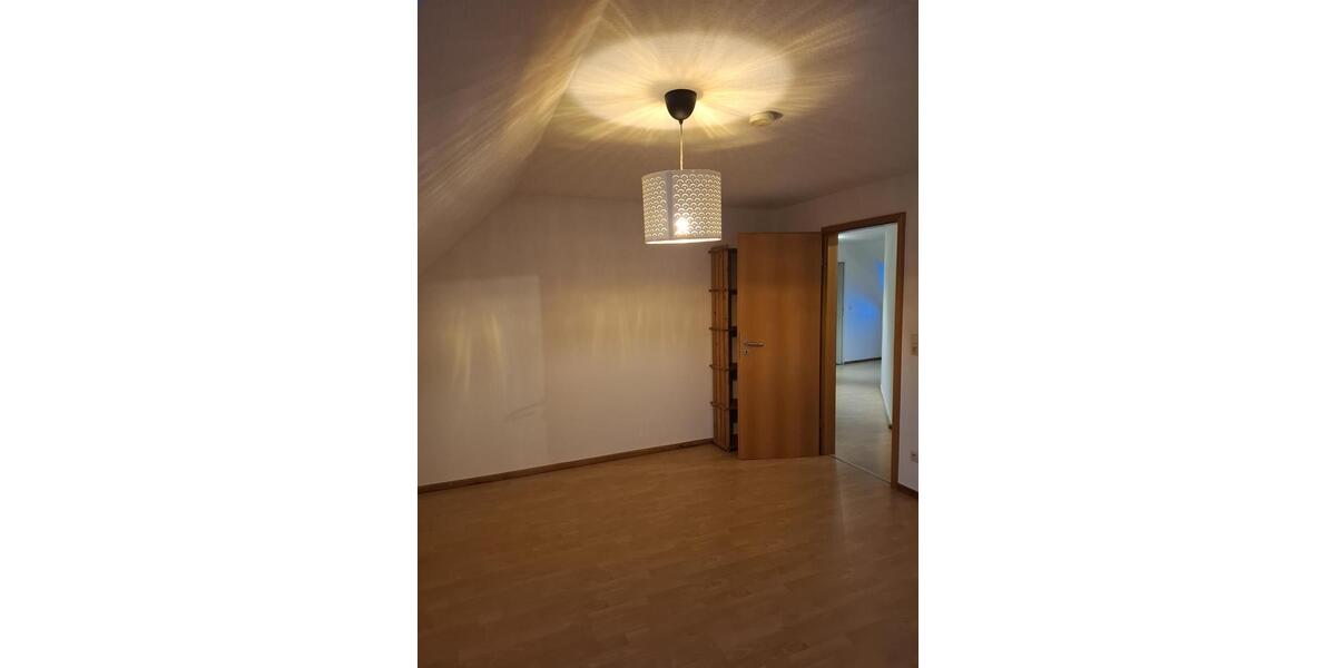 Dachgeschoßwohnung Tönning - 2 Zimmer, 82 m&sup2;, 650&euro; | Angebot:26557049