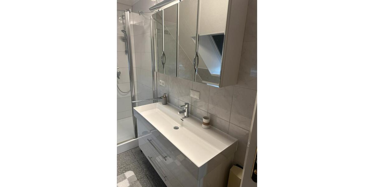 Wohnen auf Zeit Isernhagen - 2.5 Zimmer, 90 m&sup2;, 870&euro; | Angebot:24705158