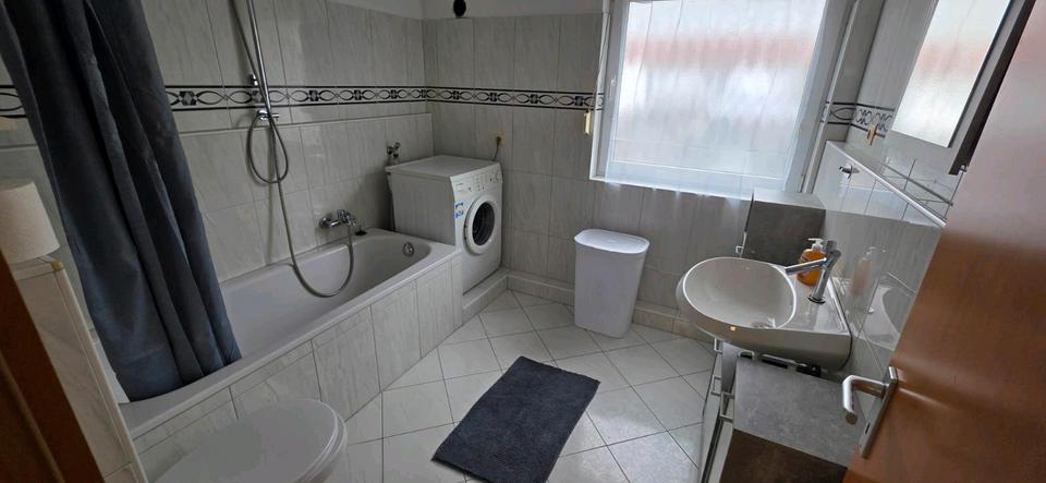 Wohnen auf Zeit Delmenhorst - 4 Zimmer, 130 m&sup2;, 35&euro; | Angebot:23729636