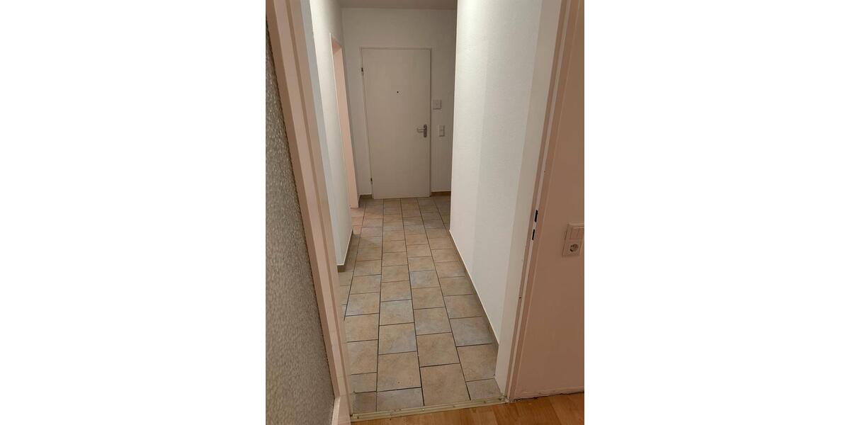 Dachgeschoßwohnung Wuppertal Elberfeld - 3 Zimmer, 65 m&sup2;, 520&euro; | Angebot:25164971