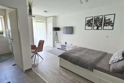 Zimmer Esslingen Zell - 1 Zimmer, 1.150&euro; | Angebot:22848608