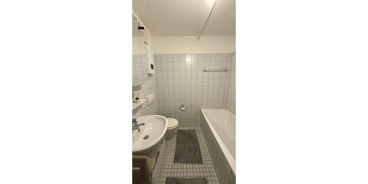 Dachgeschoßwohnung Wolfsburg - 2 Zimmer, 60 m&sup2;, 555&euro; | Angebot:25395003