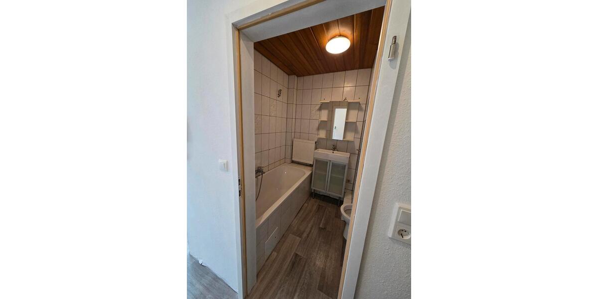 Etagenwohnung Immenhausen - 3 Zimmer, 65 m&sup2;, 800&euro; | Angebot:26236791