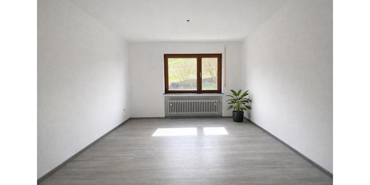 Etagenwohnung Krauchenwies - 4 Zimmer, 84 m&sup2;, 730&euro; | Angebot:26040705