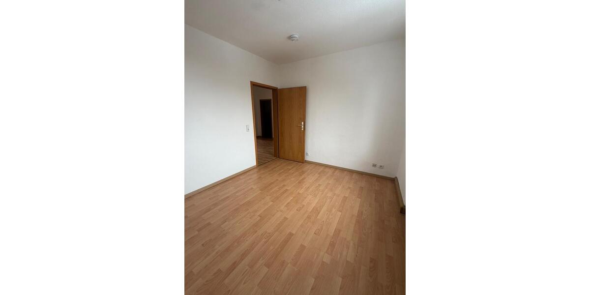 Etagenwohnung Penig - 3 Zimmer, 73 m&sup2;, 436&euro; | Angebot:26385253