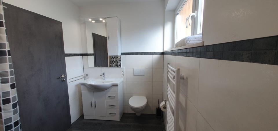 Wohnen auf Zeit Waldrach - 2 Zimmer, 50 m&sup2;, 15&euro; | Angebot:26336846