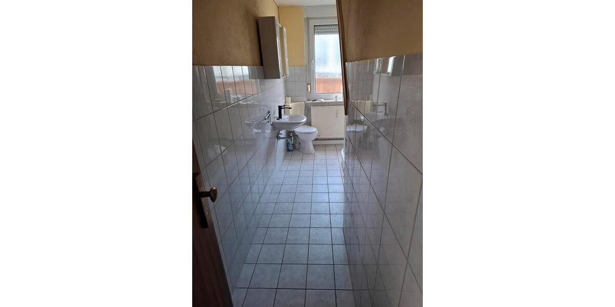 Hochparterre Weida - 1 Zimmer, 32 m&sup2;, 150&euro; | Angebot:26165239