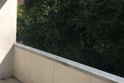 Frisch renoviert! Klasse 3-Zimmer-Wohnung mit Balkon! 3 zimmer