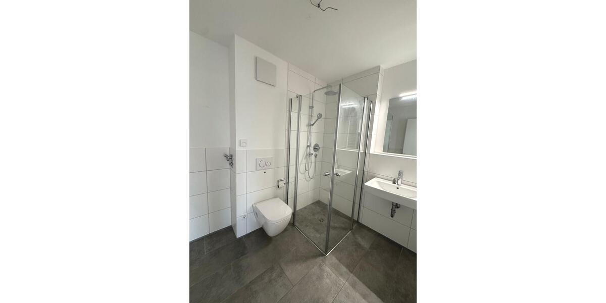 Etagenwohnung Nürtingen - 5 Zimmer, 123 m&sup2;, 1.880&euro; | Angebot:25974623