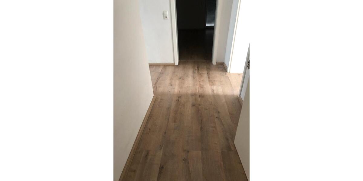 Erdgeschoßwohnung Bad Wildungen - 1 Zimmer, 75 m&sup2;, 830&euro; | Angebot:26551703