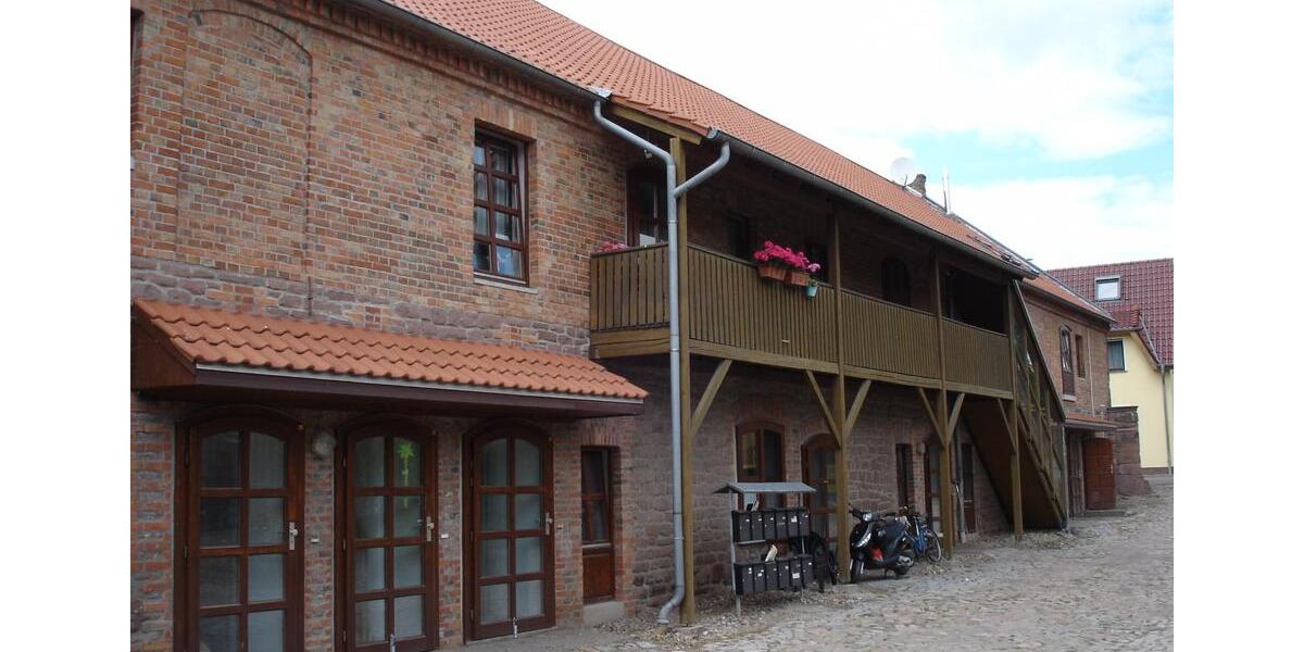 Maisonette Wohnung auf 4-Seitenhof 2 zimmer