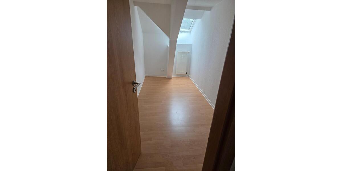 Dachgeschoßwohnung Triptis - 2.5 Zimmer, 422&euro; | Angebot:21660722