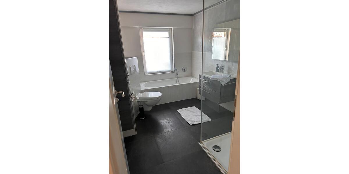 4 Zimmer Wohnung, möbliert, wohnen auf Zeit 4 zimmer