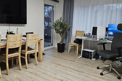 WG-Zimmer ( in 2 Zimmer-Wohnung), Köln-Ensen, Gilgaustr. 2 zimmer