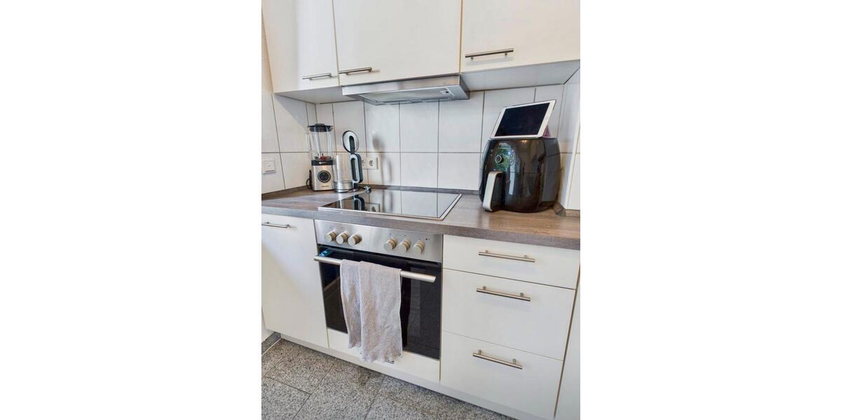 Etagenwohnung Hannover Vahrenwald-List - 4 Zimmer, 98 m&sup2;, 1.250&euro; | Angebot:25943324