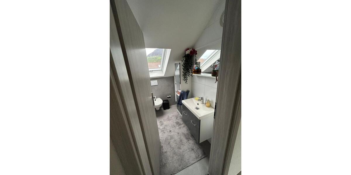 Dachgeschoßwohnung Gingen an der Fils - 3 Zimmer, 58 m&sup2;, 770&euro; | Angebot:25887904